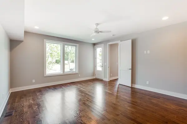 525 31st Ave #N, Nashville, TN 37209