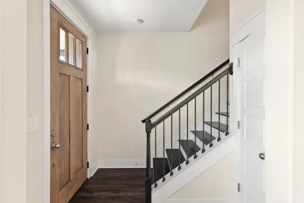 732H Old Hickory Blvd, Nashville, TN 37209