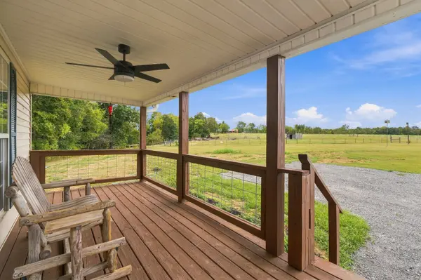 933 Harsh Lane, Castalian Springs, TN 37031