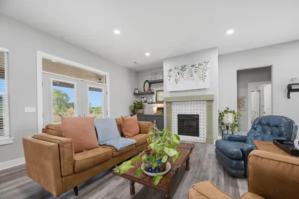 1509 E Elk Ridge, Goddard, KS 67052
