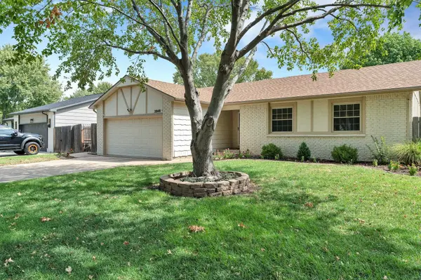 2048 N Murray St, Wichita, KS 67212