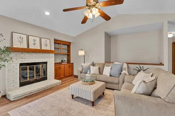 2048 N Murray St, Wichita, KS 67212