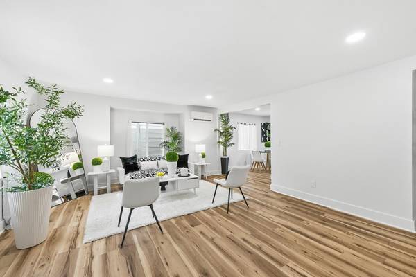 325 N Topeka St, El Dorado, KS 67042-1747
