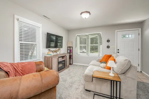 739 N Mount Carmel, Wichita, KS 67203