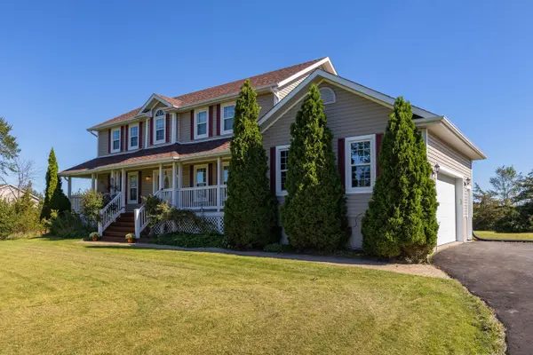 1443 Old Wilton RD, Loyalist, ON K0H 2H0