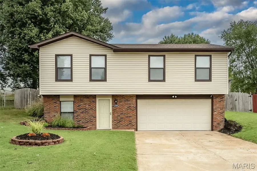 1787 Fairfax DR, Unincorporated, MO 63012