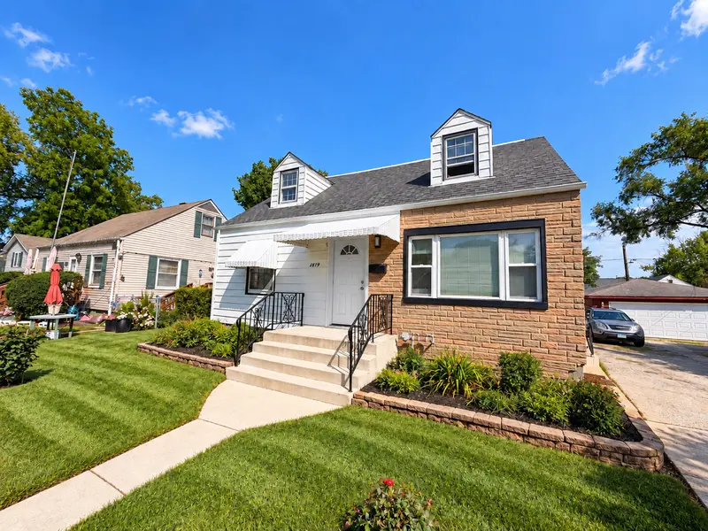 1819 Seymour AVE, North Chicago, IL 60064