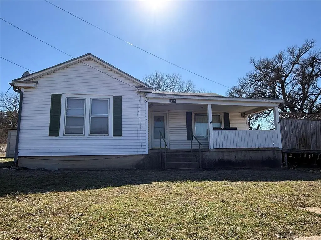 307 Cedar Street, Palo Pinto, TX 76484