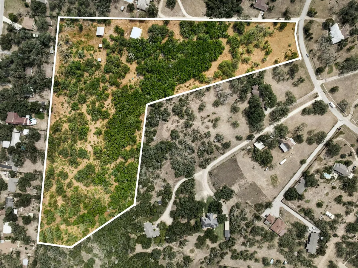30 Country Oaks DR, Buda, TX 78610