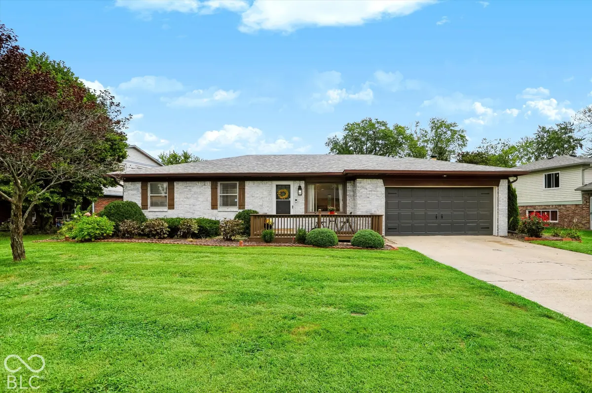 7613 Broadview DR, Indianapolis, IN 46227