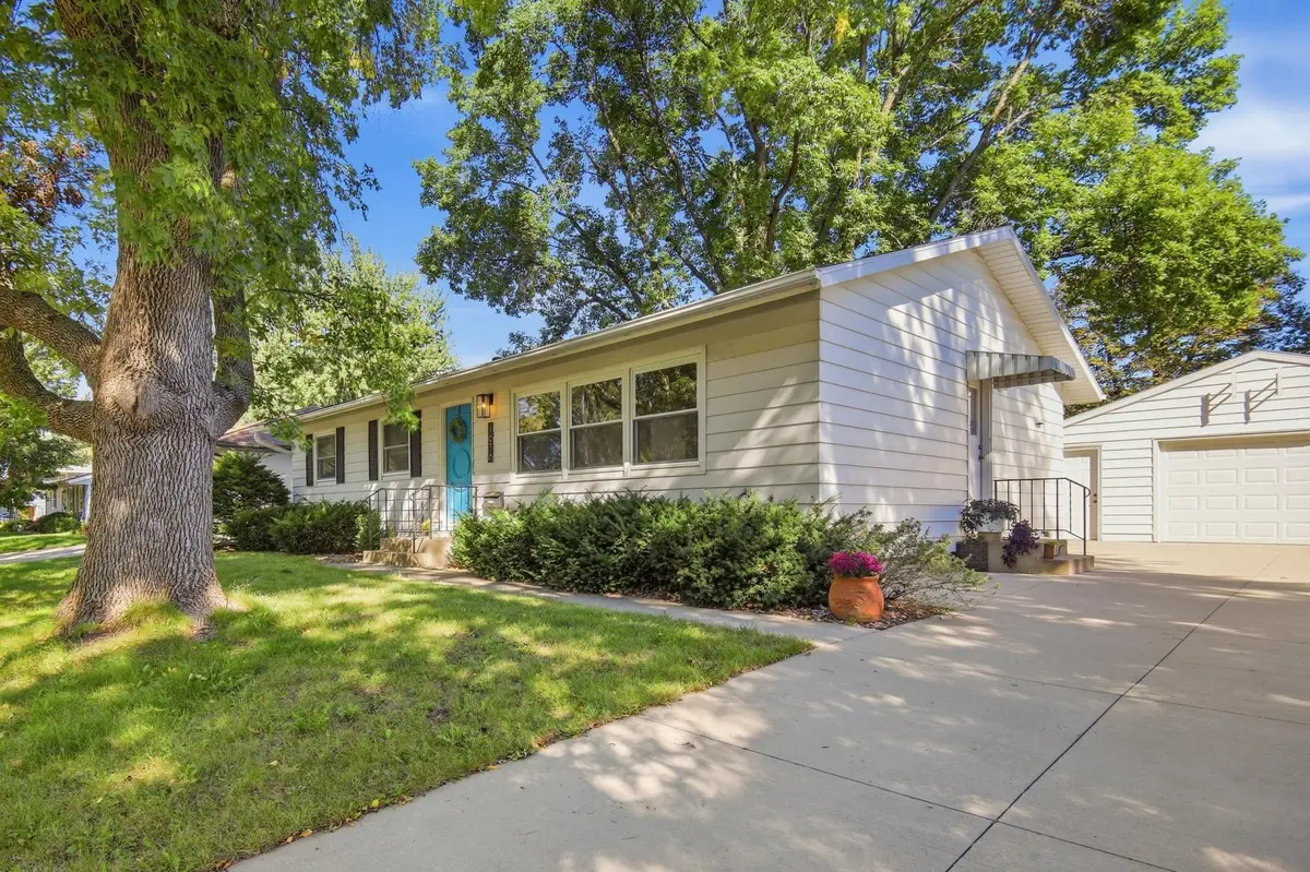 1638 8th AVE SE, Rochester, MN 55904