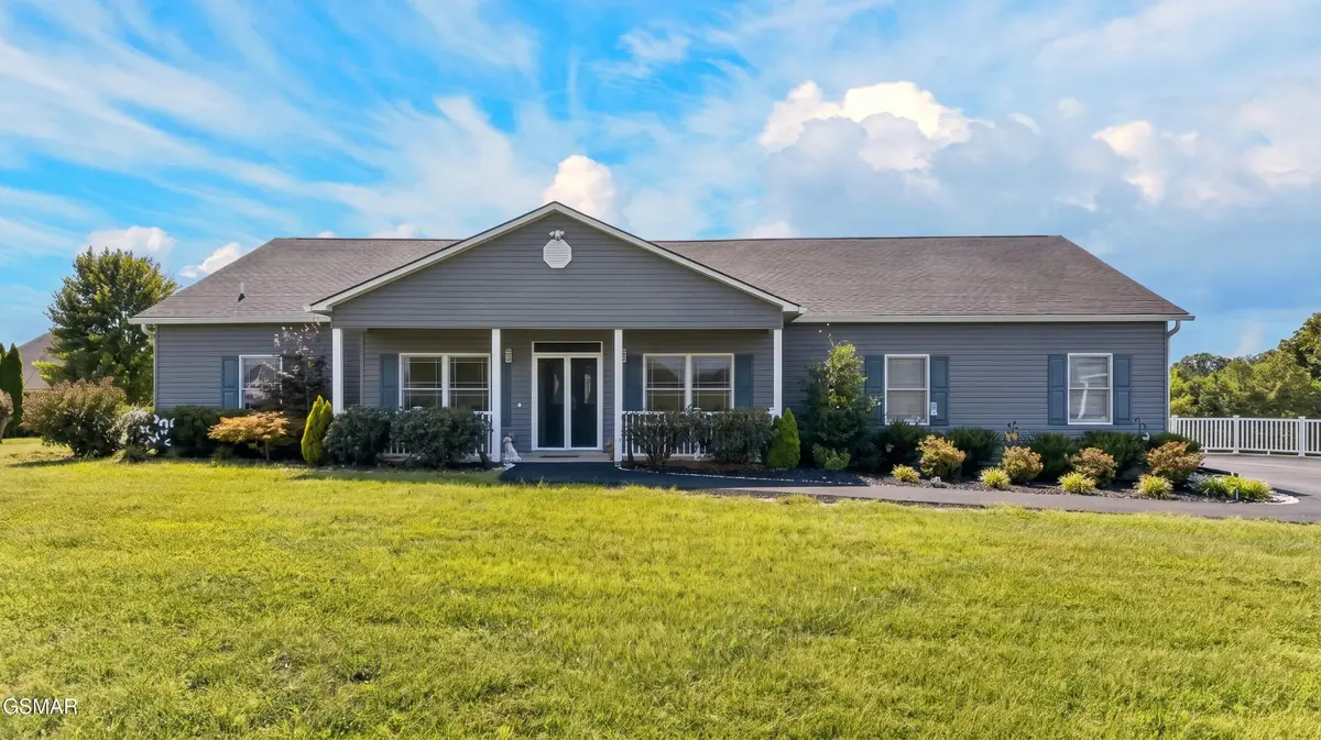 1971 Harbor Hills Drive, Dandridge, TN 37725