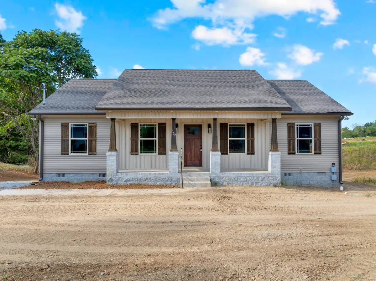 202 Archery Lane, Shelbyville, TN 37160