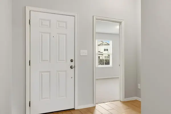 204 Bright Star LN, Georgetown, TX 78628