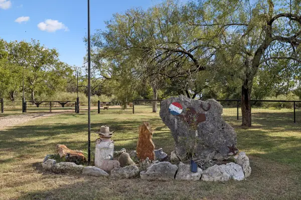 510 County Road 221, Tow, TX 78672