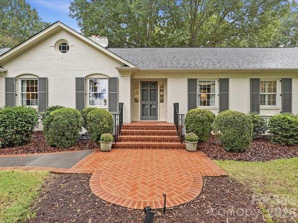 3101 Cloverfield RD, Charlotte, NC 28211