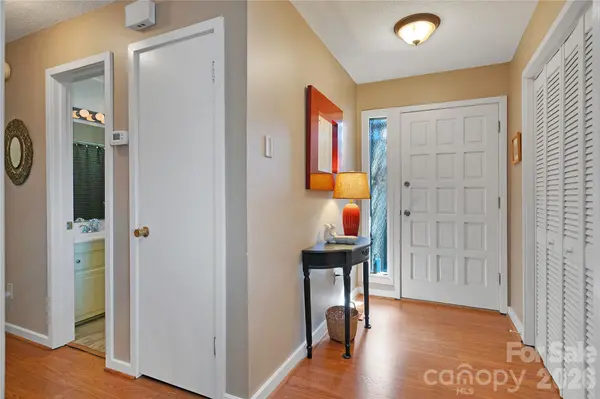 210 Tinequa DR, Brevard, NC 28712