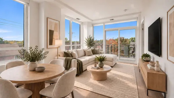 286 Main ST #315, Toronto E02, ON M4C 0B3