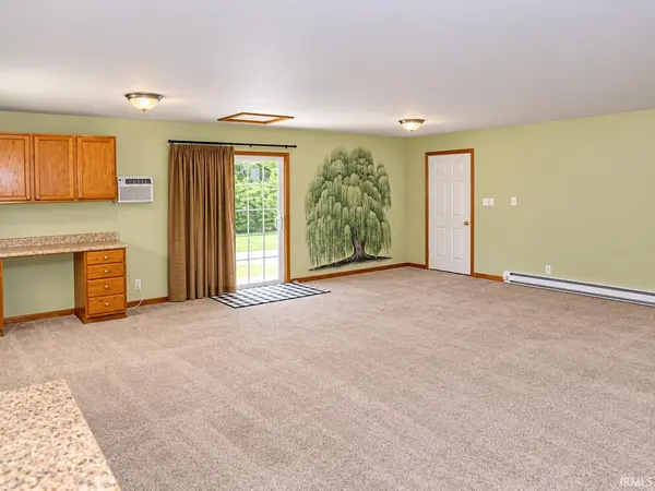 679 E Indiana AVE, Spencer, IN 47460