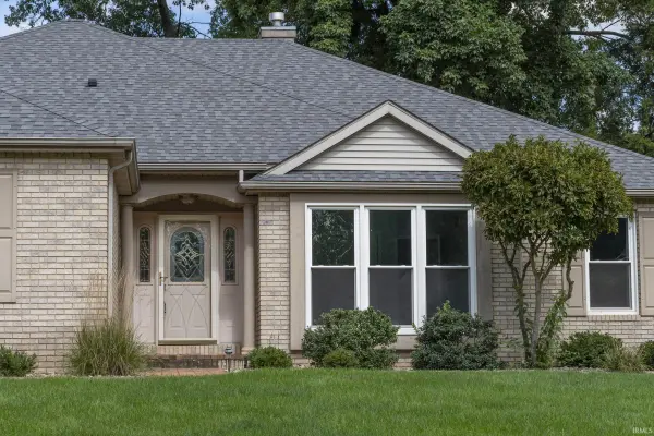 2112 FOXBORO CT, Mishawaka, IN 46545