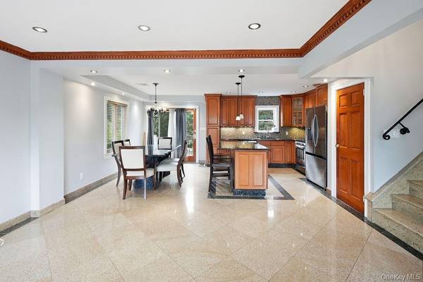 1072 Hicksville RD, Seaford, NY 11783
