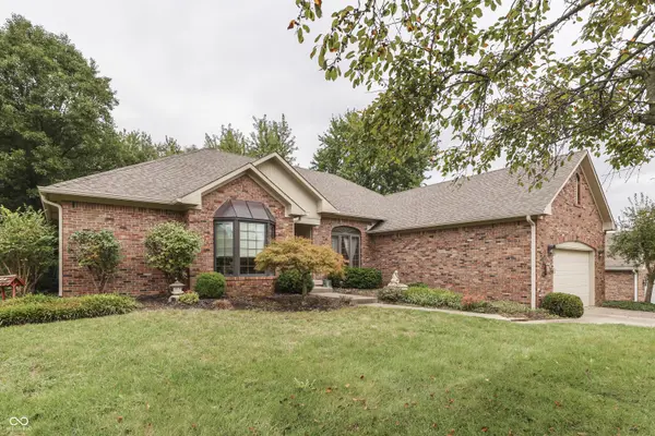 4944 Silver Springs CT, Greenwood, IN 46142