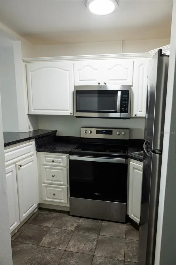 1257 DREW ST #14, Clearwater, FL 33755