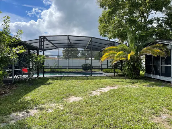 2536 TREEHAVEN DR, Deltona, FL 32738