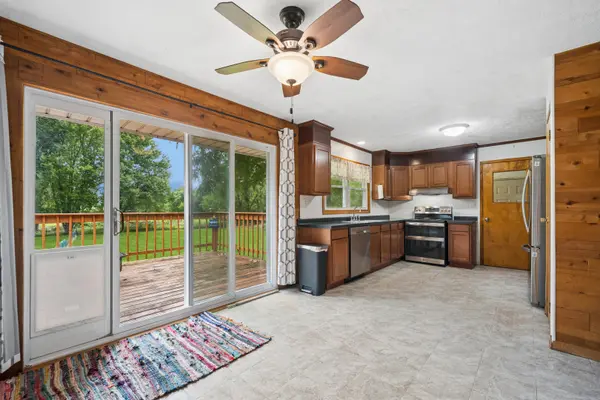 15036 Durkee RD, Harvard, IL 60033