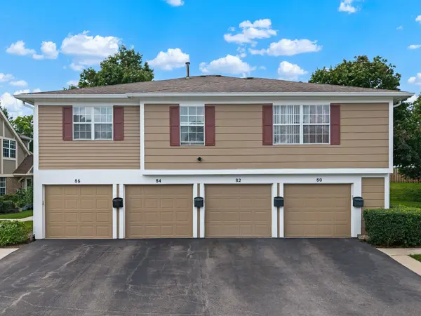80 Maplewood DR, Vernon Hills, IL 60061