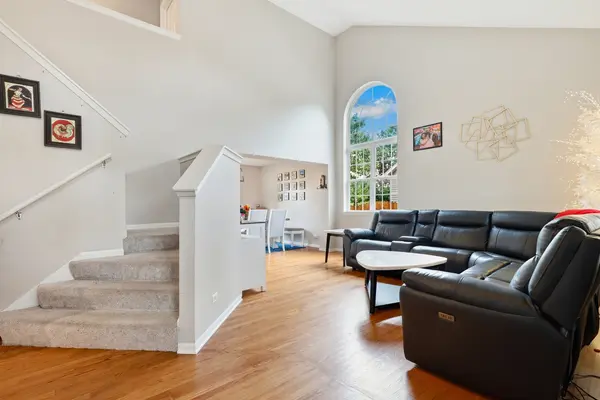 3543 Fairmont AVE, Naperville, IL 60564