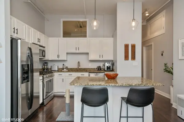 740 W Fulton ST #1306, Chicago, IL 60661