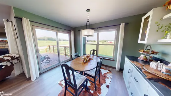 225B Timberline TER, Kalona, IA 52247