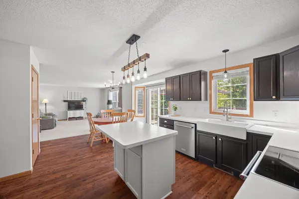 2211 Saddlebrook RD, Buffalo, MN 55313