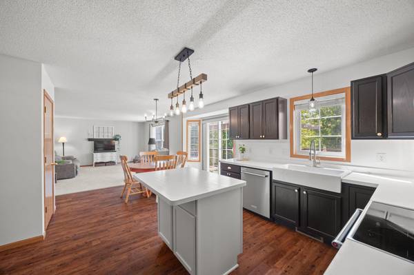 2211 Saddlebrook RD, Buffalo, MN 55313