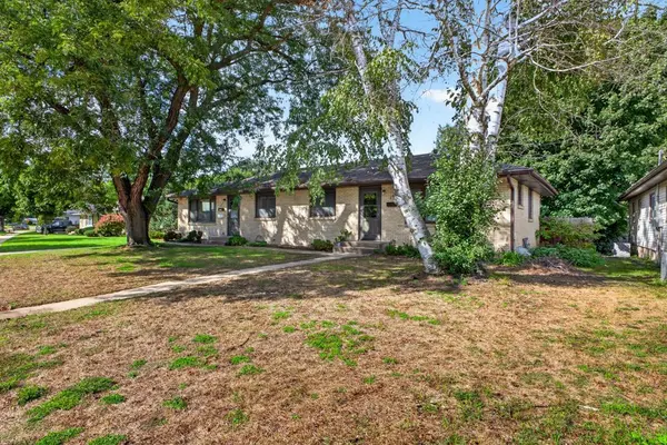 849 11 1/2 ST SW, Rochester, MN 55902