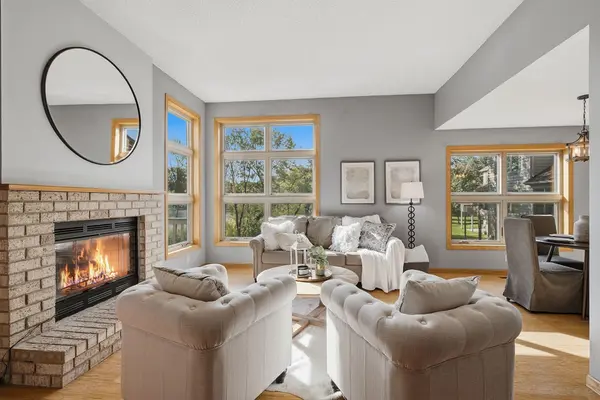 630 Sullivan LN NE, Columbia Heights, MN 55421