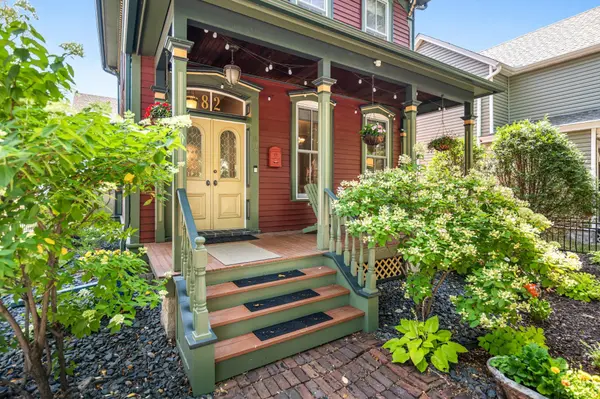 82 Leech ST, Saint Paul, MN 55102