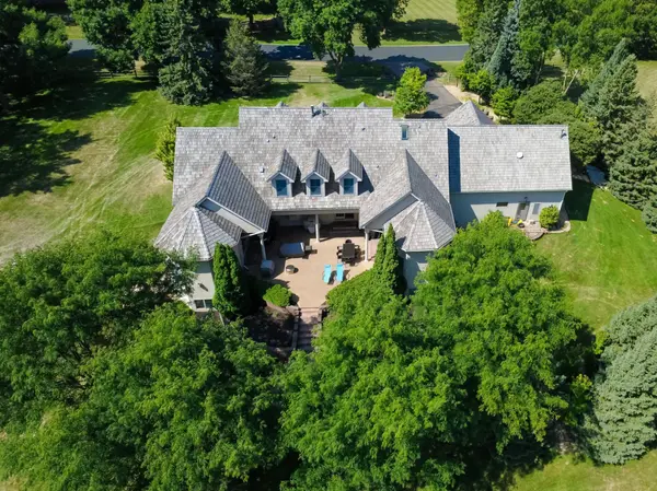 500 Navajo RD W, Medina, MN 55340