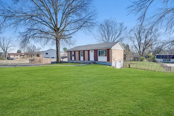 2016 Rosemary Dr, Clarksville, TN 37042