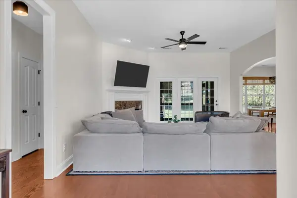 1015 Five Coves Trce, Gallatin, TN 37066