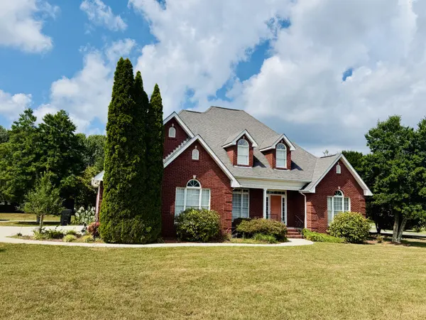 200 HIGHPOINT BLVD, Tullahoma, TN 37388