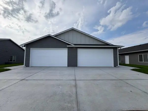 2969 S BUNKER HILL CT #100 & #200, Wichita, KS 67210