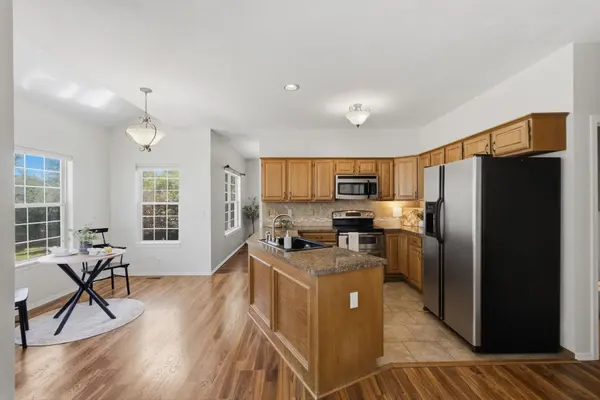 2732 N Beacon Hill Ct, Wichita, KS 67220