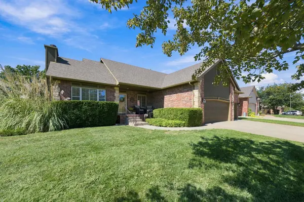 521 S Creekside, Derby, KS 67037