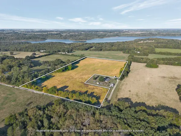 001 S 20th RD, Aldrich, MO 65601