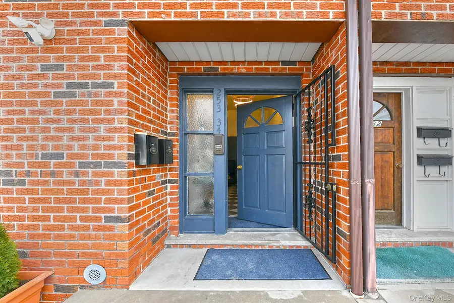 253-34 West End DR #1st Floor, Little Neck, NY 11362