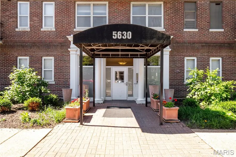 5630 Pershing AVE #16, St Louis, MO 63112