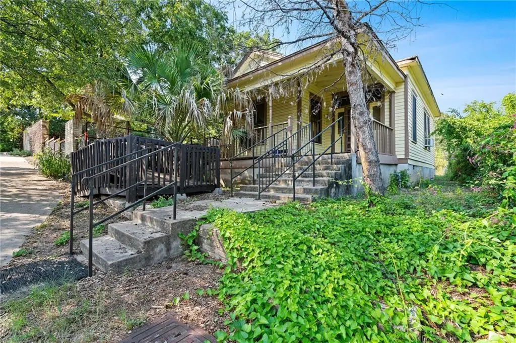 1008 E 8th ST, Austin, TX 78702