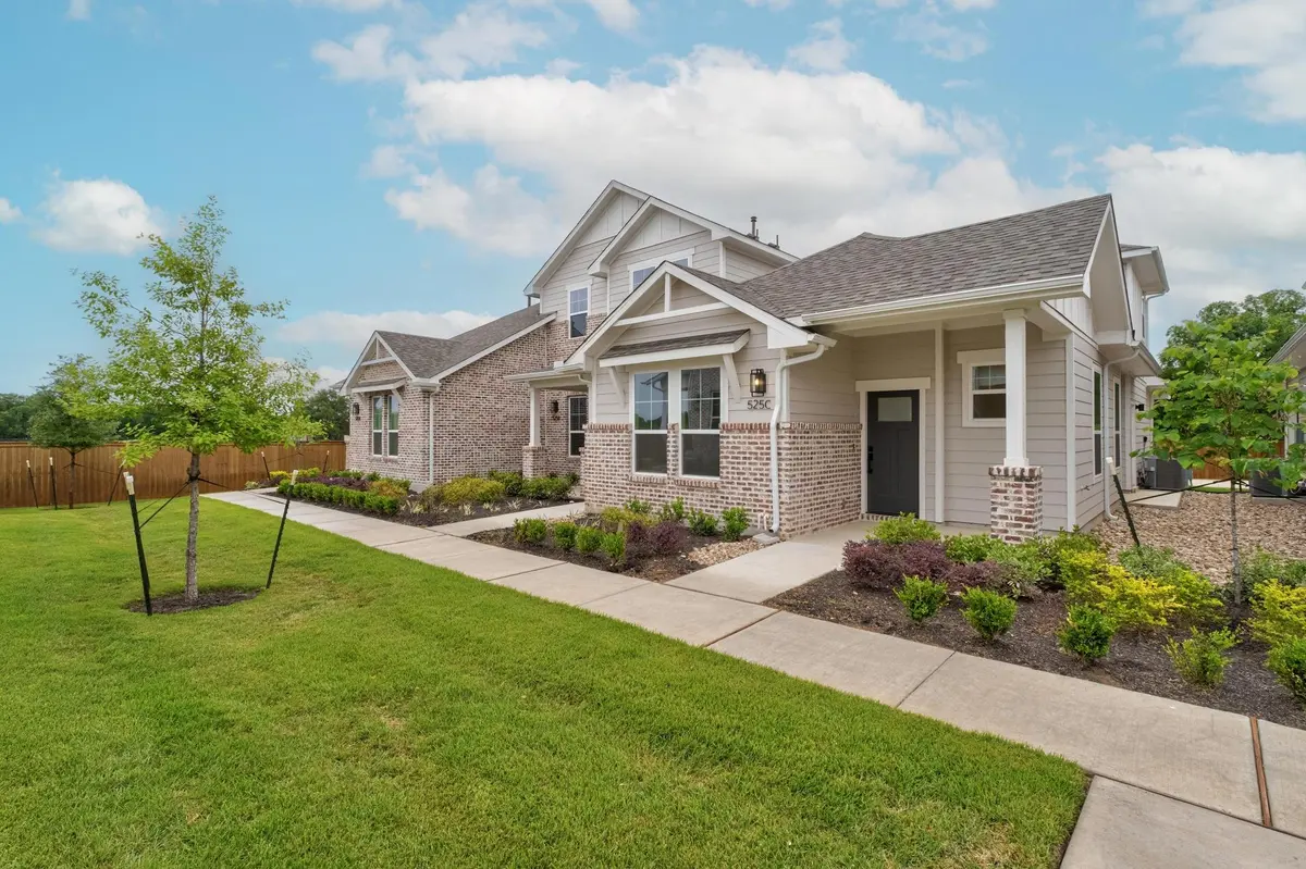501 Orleanian DR #A, Buda, TX 78610